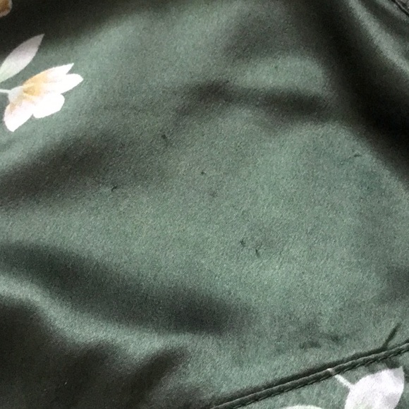 Floral Silk Surplus Blouse - Picture 7 of 9